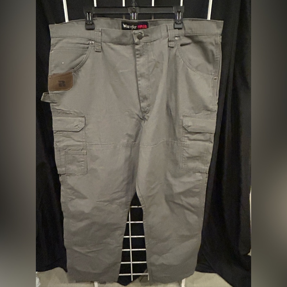 Wrangler Men's Charcoal Cargo Pants